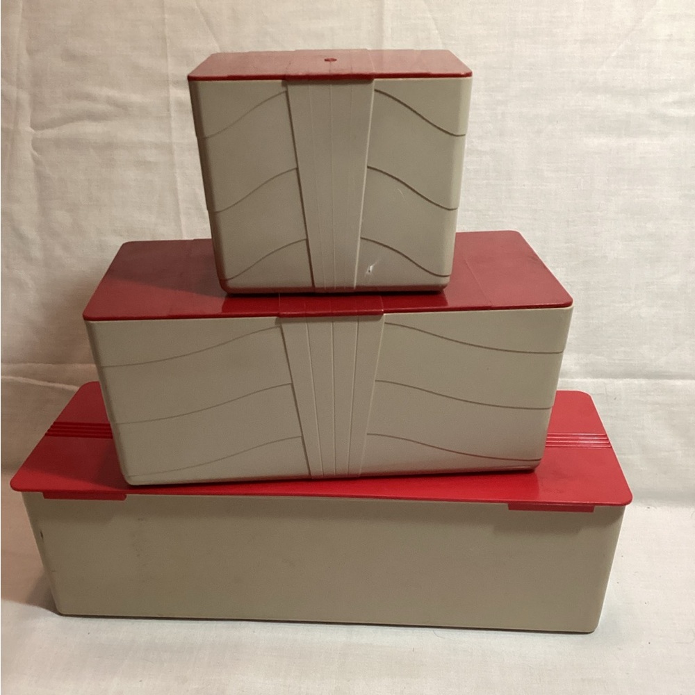 Art Deco Storage Containers Vintage Red & Off White Hard Plastic 3 Sizes Thermos